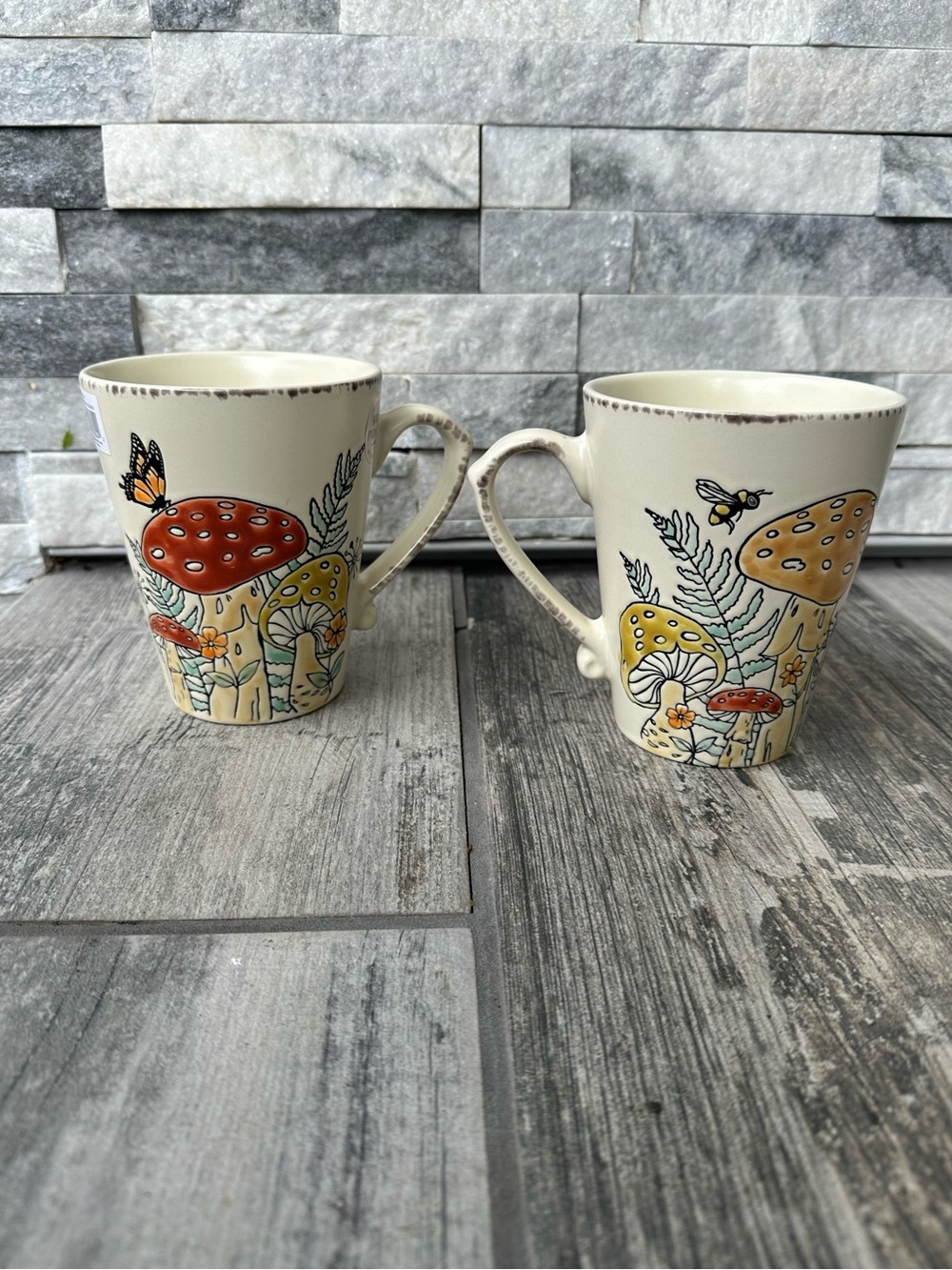 NEW Mushroom Mug 🍄 Fall Garden Set of 2 17oz Hand Painted